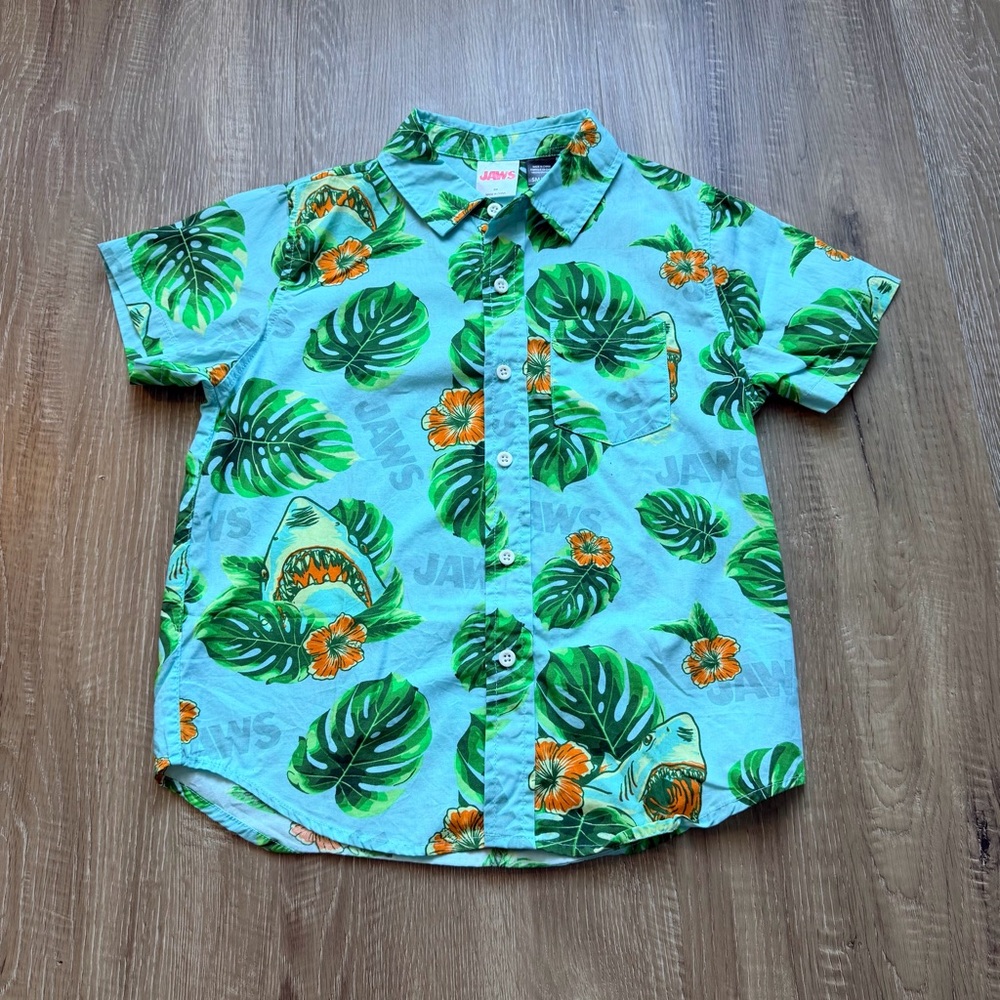 Jaws Universal‎ Short Sleeve Button Down Boys SM Blue Movie Hawaiiann Shirt